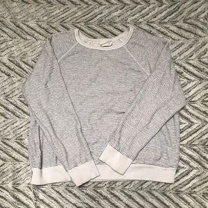Universal Threads Sweatshirt